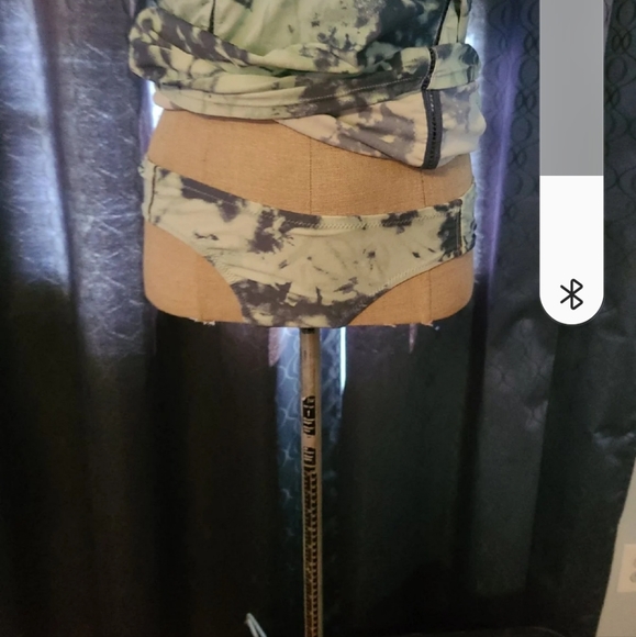 A Pea in the Pod Tie Dye Halter Swim Suit - Picture 3 of 4